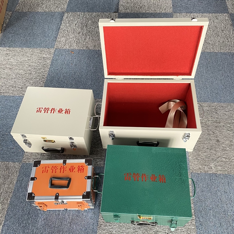 永泰爆破工程作业箱如何选择？玻璃钢与传统材质的全面对比